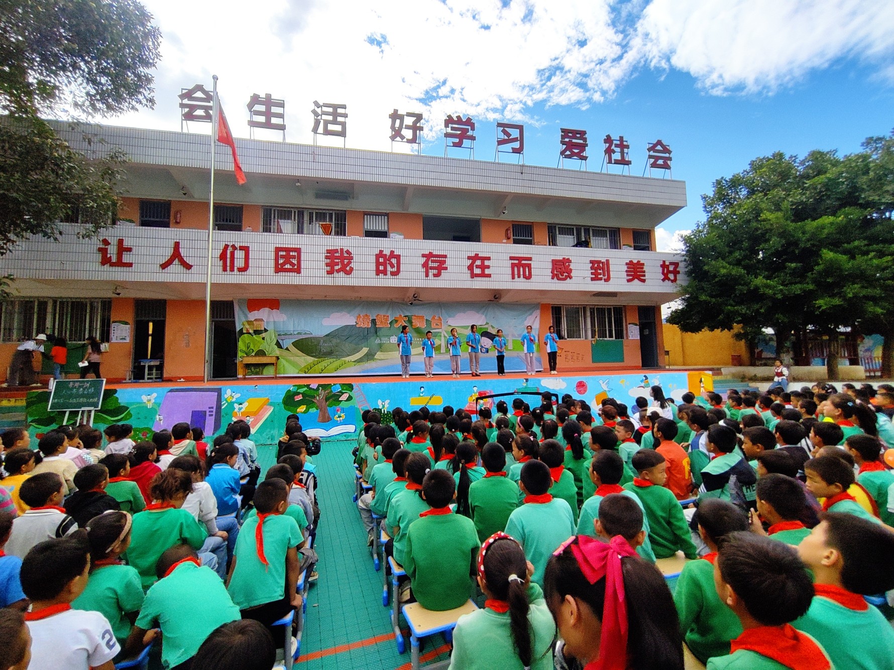 1775721672681536.jpg 螃蟹大舞台_副本3.jpg